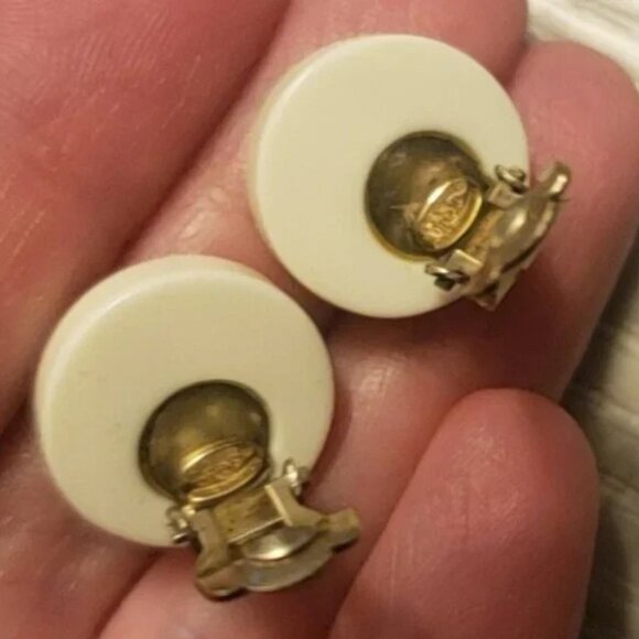 Chanel COCO Clip On Earrings Black and White Cruise COCO đ¤đ¤ - Picture 13 of 14